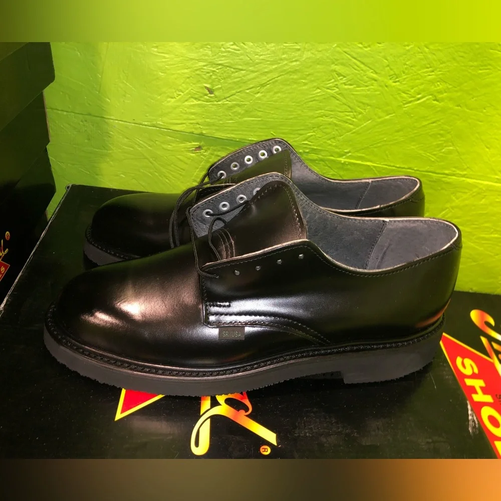 Thorogood 834-6130 Black Leather Oxford Shoes Postal Certified Mens Size 8.